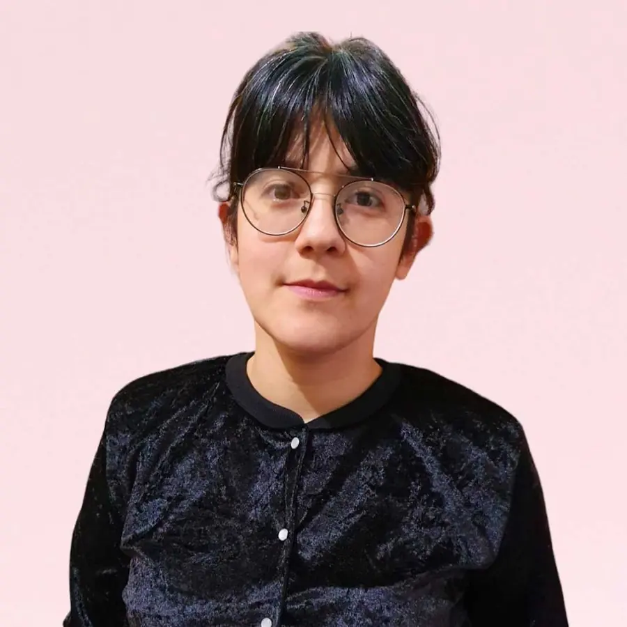 María Florencia Ledesma, creadora de Pordentro Studio y profesora del curso de tufting